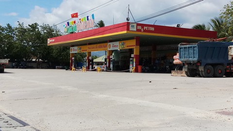 Giết nhân viên bán xăng, cướp 6 triệu đồng rạng sáng 30 Tết - Ảnh 1. Giết nhân viên bán xăng, cướp 6 triệu đồng rạng sáng 30 Tết - Ảnh 1.