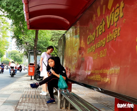 Trong thế giới bạc tỉ của quảng cáo Tết - Ảnh 1. Trong thế giới bạc tỉ của quảng cáo Tết - Ảnh 1.