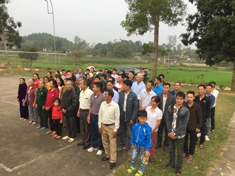Ngôi làng vùng cao chào cờ, hát Quốc ca sáng Mùng 1 Tết - Ảnh 7. Ngôi làng vùng cao chào cờ, hát Quốc ca sáng Mùng 1 Tết - Ảnh 7.