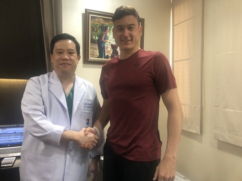 Đặng Văn Lâm kiểm tra y tế thành công ở Muangthong United - Ảnh 1. Đặng Văn Lâm kiểm tra y tế thành công ở Muangthong United - Ảnh 1.