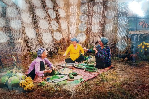 120 tấm ảnh lên rừng xuống biển của các tay máy nữ - Ảnh 3. 120 tấm ảnh lên rừng xuống biển của các tay máy nữ - Ảnh 3.