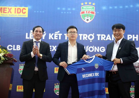 Kamito là nhà tài trợ áo đấu mới của CLB B.Bình Dương - Ảnh 1.