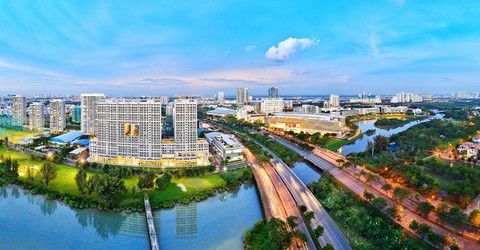 Bất động sản đến thời cạnh tranh bằng hạ tầng dịch vụ - Ảnh 2. Bất động sản đến thời cạnh tranh bằng hạ tầng dịch vụ - Ảnh 2.