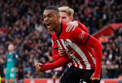 5 phút bùng nổ, Southampton ngược dòng hạ Tottenham - Ảnh 2.