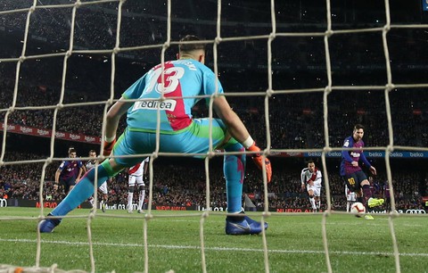 Song sát Messi - Suarez giúp Barca ngược dòng thắng Vallecano - Ảnh 4. Song sát Messi - Suarez giúp Barca ngược dòng thắng Vallecano - Ảnh 4.