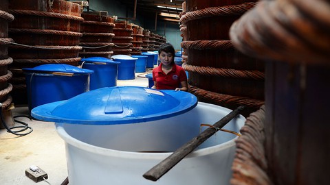 Họp báo về nước mắm: Vì sao chuyên gia bị mời ra ngoài? - Ảnh 1. Họp báo về nước mắm: Vì sao chuyên gia bị mời ra ngoài? - Ảnh 1.