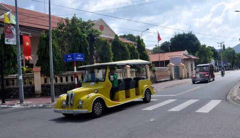 Nên hay không nên thu phí du khách đến Côn Đảo? - Ảnh 6. Nên hay không nên thu phí du khách đến Côn Đảo? - Ảnh 6.