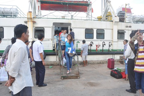 Nên hay không nên thu phí du khách đến Côn Đảo? - Ảnh 4. Nên hay không nên thu phí du khách đến Côn Đảo? - Ảnh 4.