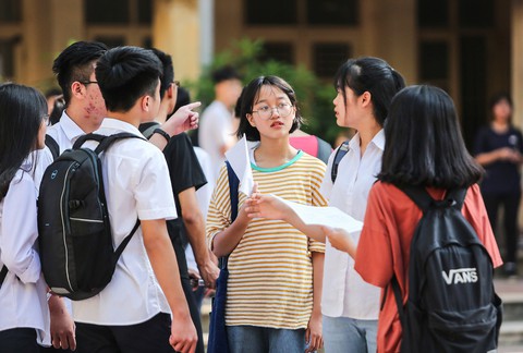 Hà Nội công bố đề thi minh họa môn Lịch sử, thi vào lớp 10 - Ảnh 1. Hà Nội công bố đề thi minh họa môn Lịch sử, thi vào lớp 10 - Ảnh 1.