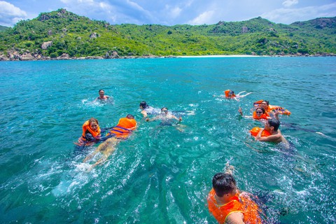 3 bãi biển tuyệt diệu để cắm trại đón bình minh ở Ninh Thuận - Ảnh 1. 3 bãi biển tuyệt diệu để cắm trại đón bình minh ở Ninh Thuận - Ảnh 1.