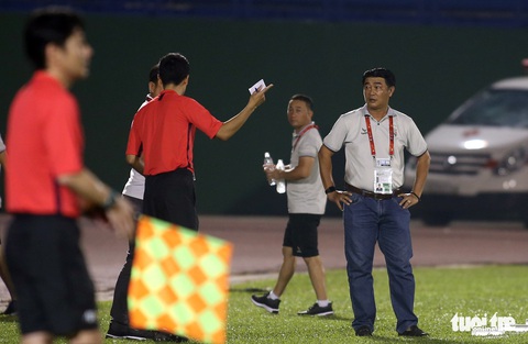 Chơi bóng ngây thơ, B. Bình Dương thua CLB Ceres Negros 1-3 - Ảnh 6. Chơi bóng ngây thơ, B. Bình Dương thua CLB Ceres Negros 1-3 - Ảnh 6.