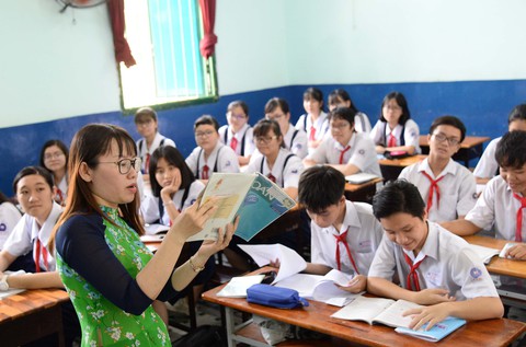 Tuyển sinh lớp 10 tại TP.HCM: Về đâu hơn 30.000 học sinh lớp 9? - Ảnh 1. Tuyển sinh lớp 10 tại TP.HCM: Về đâu hơn 30.000 học sinh lớp 9? - Ảnh 1.