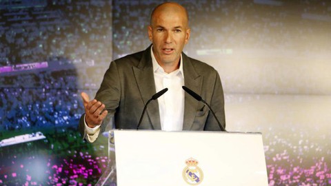 HLV Zidane: Chủ tịch Perez gọi và tôi đồng ý vì yêu đội bóng Real Madrid - Ảnh 1. HLV Zidane: Chủ tịch Perez gọi và tôi đồng ý vì yêu đội bóng Real Madrid - Ảnh 1.
