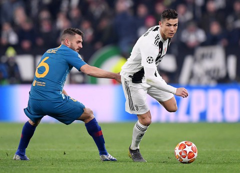 Ronaldo lập hat-trick, Juventus loại Atletico Madrid khỏi Champions League - Ảnh 3. Ronaldo lập hat-trick, Juventus loại Atletico Madrid khỏi Champions League - Ảnh 3.