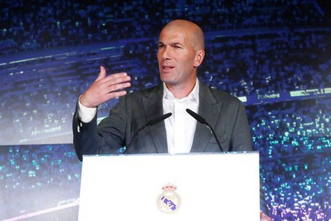 Zidane hưởng lương bao nhiêu khi trở về dẫn dắt Real Madrid? - Ảnh 2. Zidane hưởng lương bao nhiêu khi trở về dẫn dắt Real Madrid? - Ảnh 2.