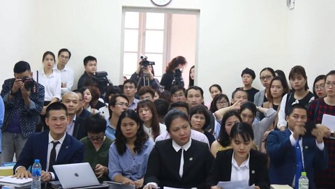 Tranh cãi căng thẳng bản quyền vở diễn Ngày xưa - Ảnh 3. Tranh cãi căng thẳng bản quyền vở diễn Ngày xưa - Ảnh 3.