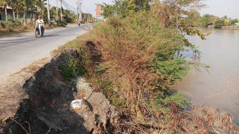 Gỡ nút thắt giao thông thủy kênh Chợ Gạo là việc cấp bách - Ảnh 4. Gỡ nút thắt giao thông thủy kênh Chợ Gạo là việc cấp bách - Ảnh 4.