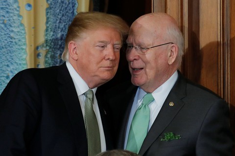 Ông Trump tuyên bố dùng quyền phủ quyết khi bị Thượng viện ‘dằn mặt’ - Ảnh 1. Ông Trump tuyên bố dùng quyền phủ quyết khi bị Thượng viện ‘dằn mặt’ - Ảnh 1.