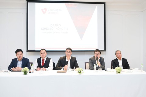 Cựu phó thủ tướng Đức Philipp Roesler đầu quân cho VinaCapital - Ảnh 2. Cựu phó thủ tướng Đức Philipp Roesler đầu quân cho VinaCapital - Ảnh 2.