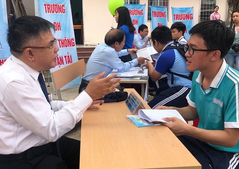 Học nghề để tiết kiệm tuổi thanh xuân - Ảnh 12. Học nghề để tiết kiệm tuổi thanh xuân - Ảnh 12.
