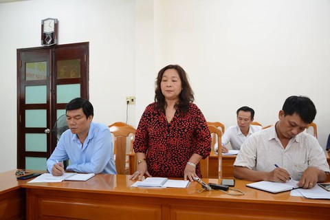 Bình Thuận họp báo vụ cô giáo bị tố quan hệ với học trò - Ảnh 2. Bình Thuận họp báo vụ cô giáo bị tố quan hệ với học trò - Ảnh 2.