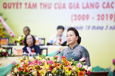 Già làng làm - dân làng làm theo - Ảnh 2. Già làng làm - dân làng làm theo - Ảnh 2.