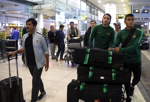 U-23 Indonesia đã tới Hà Nội, chuẩn bị quyết chiến với U-23 VN - Ảnh 3. U-23 Indonesia đã tới Hà Nội, chuẩn bị quyết chiến với U-23 VN - Ảnh 3.