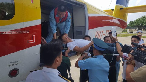 Phi công đầu tiên lái thủy phi cơ DHC-6 về Việt Nam - Ảnh 5. Phi công đầu tiên lái thủy phi cơ DHC-6 về Việt Nam - Ảnh 5.