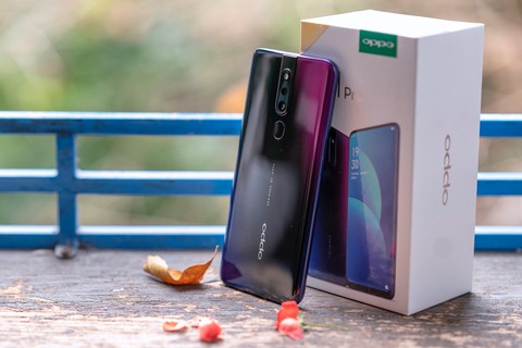 Đập hộp OPPO F11: Smartphone tầm trung với màn hình toàn cảnh - Ảnh 1. Đập hộp OPPO F11: Smartphone tầm trung với màn hình toàn cảnh - Ảnh 1.