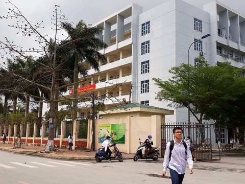 Cách ly hoàn toàn khỏi giáo dục thầy giáo nhớ nhung cồn cào học trò - Ảnh 1. Cách ly hoàn toàn khỏi giáo dục thầy giáo nhớ nhung cồn cào học trò - Ảnh 1.
