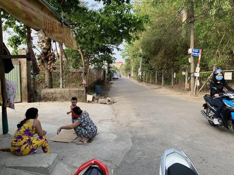 Bé 20 ngày tuổi nghi bị bắt cóc: chỉ là cho nhận con nuôi - Ảnh 1. Bé 20 ngày tuổi nghi bị bắt cóc: chỉ là cho nhận con nuôi - Ảnh 1.