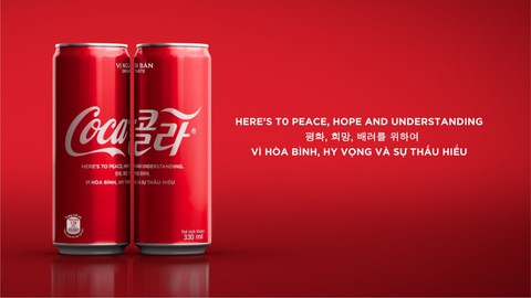 Bên lề Hội nghị thượng đỉnh, Coca-Cola đã làm gì? - Ảnh 2. Bên lề Hội nghị thượng đỉnh, Coca-Cola đã làm gì? - Ảnh 2.