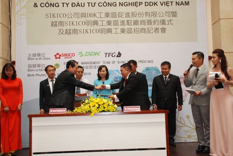 Doanh nghiệp Đài Loan đầu tư 30 triệu USD vào KCN Minh Hưng Sikico - Ảnh 1. Doanh nghiệp Đài Loan đầu tư 30 triệu USD vào KCN Minh Hưng Sikico - Ảnh 1.