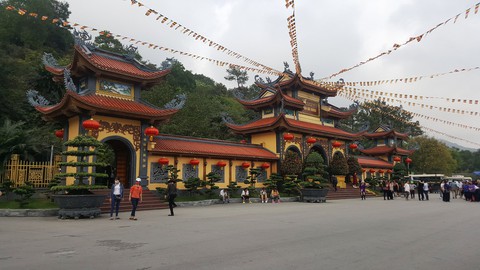 Giáo hội Phật giáo Việt Nam yêu cầu xử lý nghiêm vụ chùa Ba Vàng - Ảnh 1. Giáo hội Phật giáo Việt Nam yêu cầu xử lý nghiêm vụ chùa Ba Vàng - Ảnh 1.