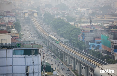 6 tháng rồi mà nhà ga đường sắt Cát Linh - Hà Đông nơi ngổn ngang, nơi ngập rác - Ảnh 1. 6 tháng rồi mà nhà ga đường sắt Cát Linh - Hà Đông nơi ngổn ngang, nơi ngập rác - Ảnh 1.