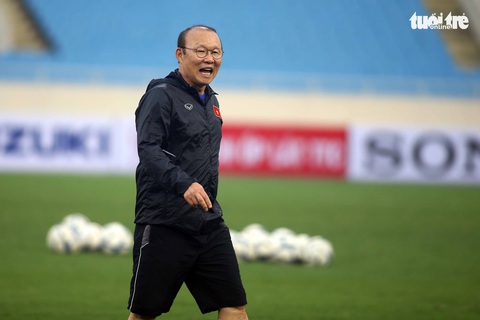 U-23 Việt Nam được tặng nửa tỉ ngay trên sân tập - Ảnh 3. U-23 Việt Nam được tặng nửa tỉ ngay trên sân tập - Ảnh 3.