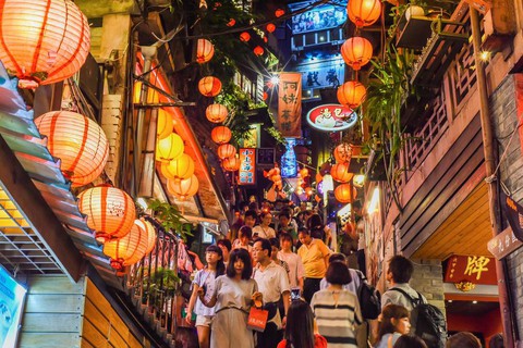 Cơ hội mua tour, vé máy bay chỉ 1.000.000 đồng - Ảnh 1. Cơ hội mua tour, vé máy bay chỉ 1.000.000 đồng - Ảnh 1.