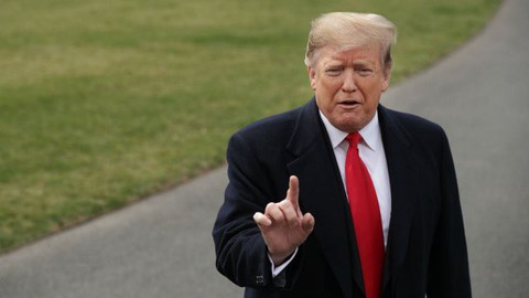 Ông Trump: Duy trì thuế để Trung Quốc tuân thủ cam kết - Ảnh 1. Ông Trump: Duy trì thuế để Trung Quốc tuân thủ cam kết - Ảnh 1.