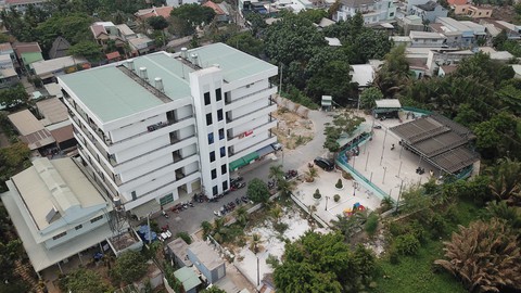 Cảnh cáo phó chủ tịch quận Thủ Đức vì để xảy ra xây dựng sai phép - Ảnh 1. Cảnh cáo phó chủ tịch quận Thủ Đức vì để xảy ra xây dựng sai phép - Ảnh 1.