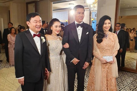 Cựu thủ tướng Thái Lan Thaksin và em gái xuất hiện tại Hong Kong - Ảnh 1. Cựu thủ tướng Thái Lan Thaksin và em gái xuất hiện tại Hong Kong - Ảnh 1.