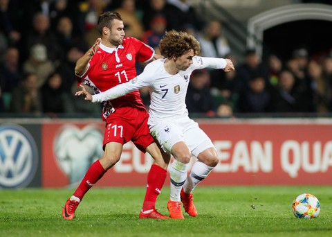 Anh và Pháp đại thắng ở trận ra quân vòng loại Euro 2020 - Ảnh 2. Anh và Pháp đại thắng ở trận ra quân vòng loại Euro 2020 - Ảnh 2.