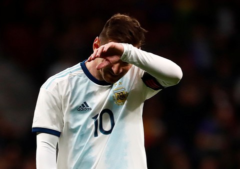 Argentina thua sốc Venezuela trong ngày Messi trở lại - Ảnh 1. Argentina thua sốc Venezuela trong ngày Messi trở lại - Ảnh 1.