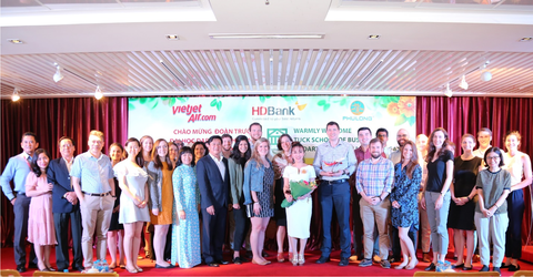 Nghiên cứu sinh MBA Ivy League thăm Vietjet - Ảnh 1. Nghiên cứu sinh MBA Ivy League thăm Vietjet - Ảnh 1.