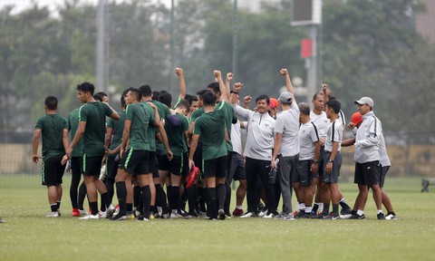 HLV U-23 Indonesia: Bài tập của chúng tôi chống lại sức mạnh đội chủ nhà - Ảnh 2. HLV U-23 Indonesia: Bài tập của chúng tôi chống lại sức mạnh đội chủ nhà - Ảnh 2.