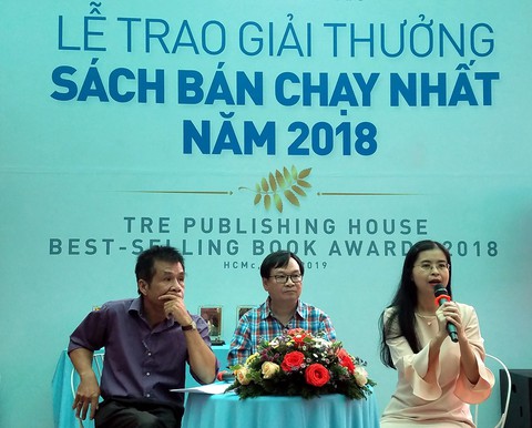 Cho tôi xin một vé đi tuổi thơ của Nguyễn Nhật Ánh vượt 400.000 bản - Ảnh 2. Cho tôi xin một vé đi tuổi thơ của Nguyễn Nhật Ánh vượt 400.000 bản - Ảnh 2.