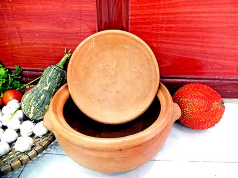 Ở đâu thợ gốm đi giật lùi, không cần đến bàn xoay? Xin thưa: Bàu Trúc! - Ảnh 9. Ở đâu thợ gốm đi giật lùi, không cần đến bàn xoay? Xin thưa: Bàu Trúc! - Ảnh 9.