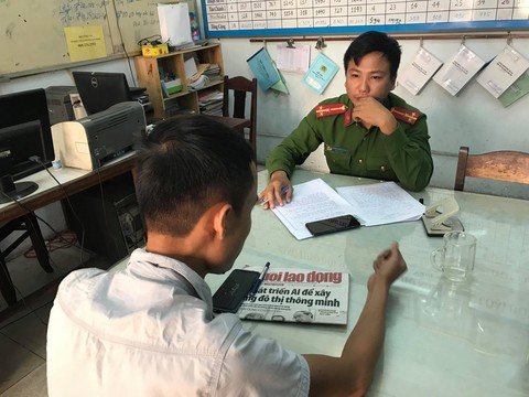 Chủ tịch Đà Nẵng yêu cầu làm rõ vụ côn đồ hành hung phóng viên - Ảnh 1. Chủ tịch Đà Nẵng yêu cầu làm rõ vụ côn đồ hành hung phóng viên - Ảnh 1.