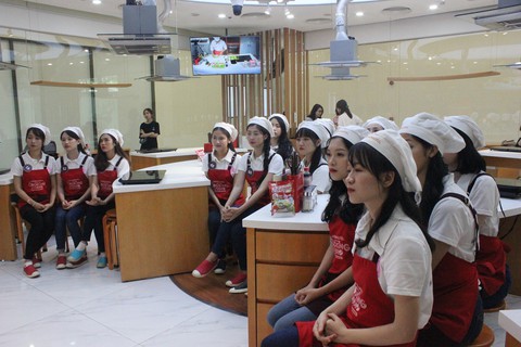 Sắp lộ diện Đại sứ thiện chí Hoa Anh Đào 2019 - Ảnh 1. Sắp lộ diện Đại sứ thiện chí Hoa Anh Đào 2019 - Ảnh 1.