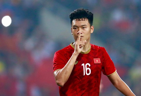 Thắng đậm U23 Thái Lan, Việt Nam giành vé dự vòng chung kết với ngôi đầu - Ảnh 2. Thắng đậm U23 Thái Lan, Việt Nam giành vé dự vòng chung kết với ngôi đầu - Ảnh 2.