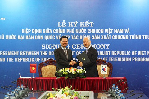 Việt Nam và Hàn Quốc ký Hiệp định sản xuất chương trình truyền hình - Ảnh 1. Việt Nam và Hàn Quốc ký Hiệp định sản xuất chương trình truyền hình - Ảnh 1.